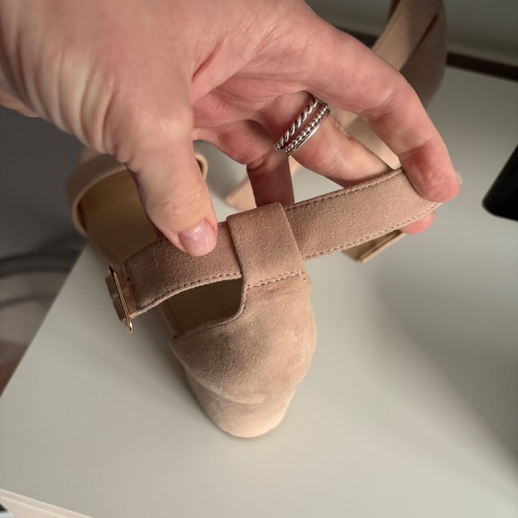 OnThread Nude Block Heel Sandals - Size 11 - - Picture 5 of 7